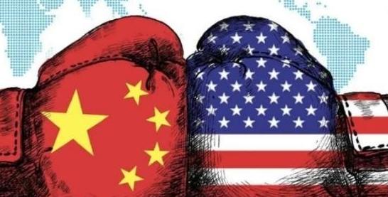 为什么中国一定要有可抗衡全球的军力。中国首次突破了一万亿美元的顺差，如果你军力弱