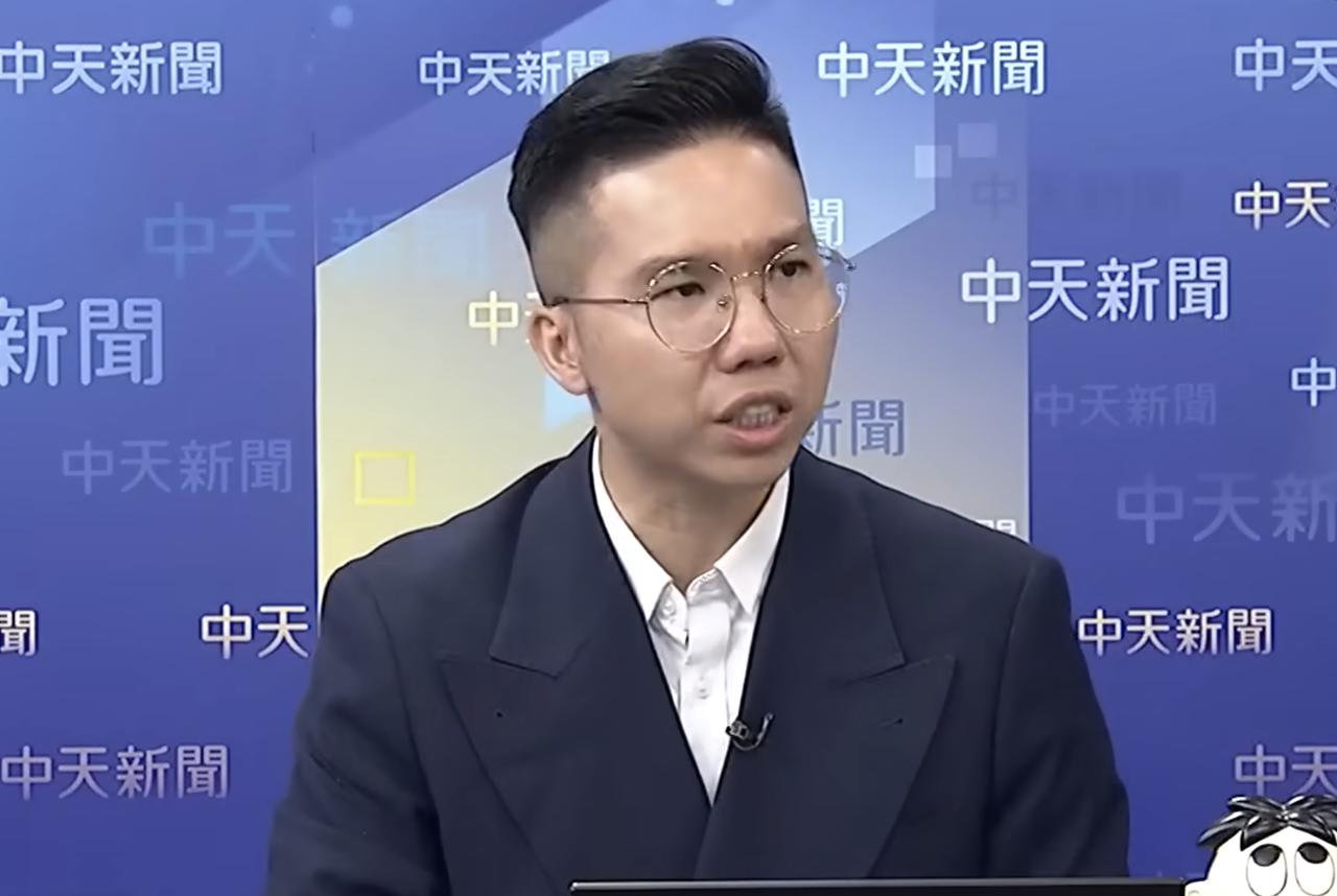 昨天看中天节目，嘉宾历史哥聊到一个事情，让我挺惊讶的。

他说，台湾到大陆的直航