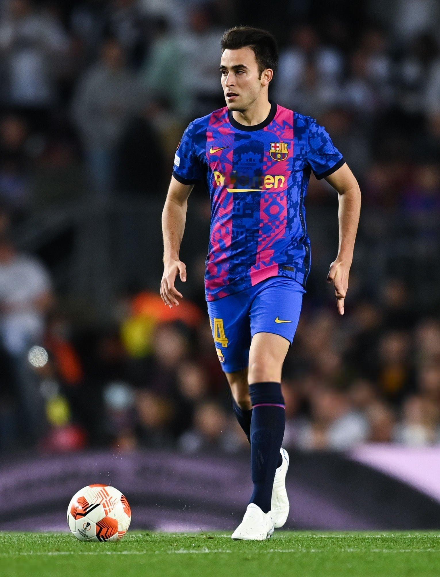 每体：埃里克·加西亚打破了五种足球刻板印象：1️⃣离开的青训球员……不会回来了！