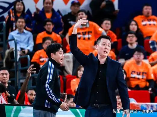 狂胜广东赛后，辽宁籍主帅卢伟一高情商，保留最后的体面，他说：广东队打季后赛的强度