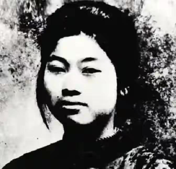 1987年，赣南师专历史系的老师赖章盛，在一次翻旧报纸时，被一篇文章钉住了目光。