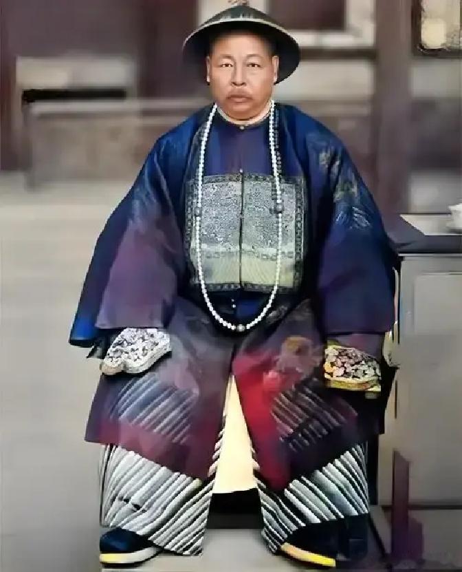历史 1839 年，两江总督陶澍病危。他最放心不下的，是年仅 7 岁的独子陶桄。