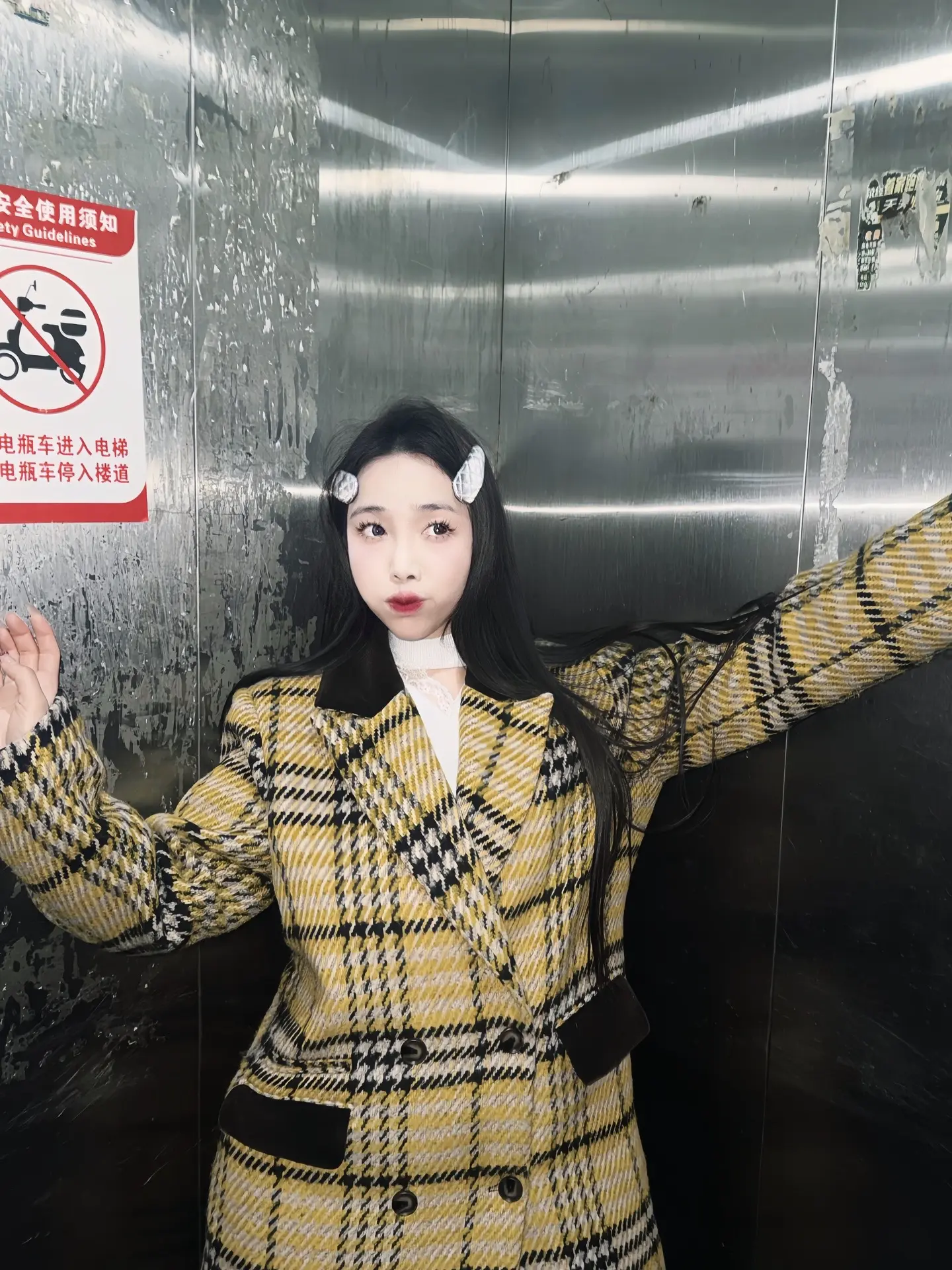 别轻易结婚 别放弃事业 别乱生孩子 爱一个人没有错 但依靠一个人就容易...
