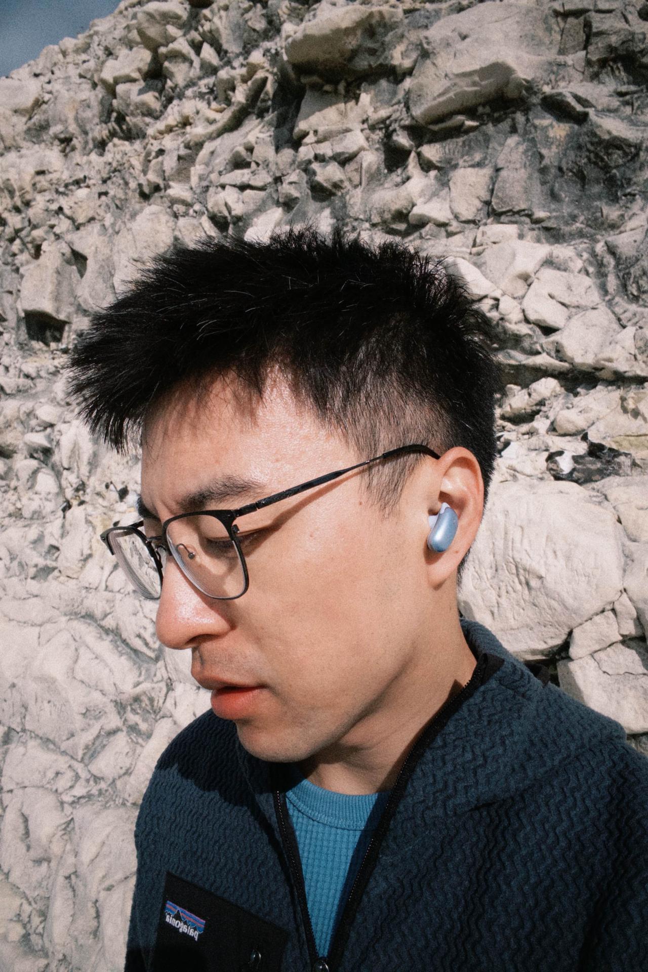 前两天在外面玩，坐长途飞机的时候ANKER soundcore Liberty 