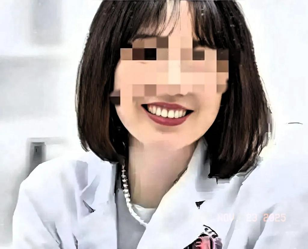 果然跟猜的一样，曾医生还是从原来的岗位走了，去香港发展了。
 
现在去医院官网上