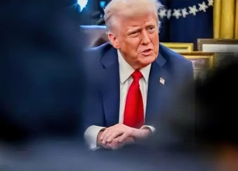 美国领导人这次关于台湾问题“如何处理台湾问题取决于中方”的表态，真可谓是岛内的一