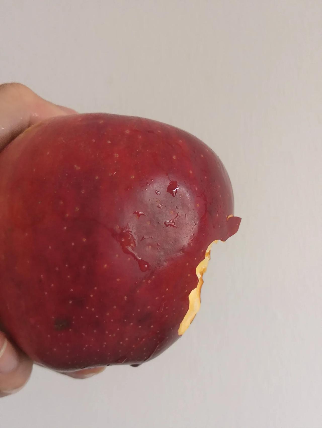 #一人食吃什么#吃一个苹果就可以啦