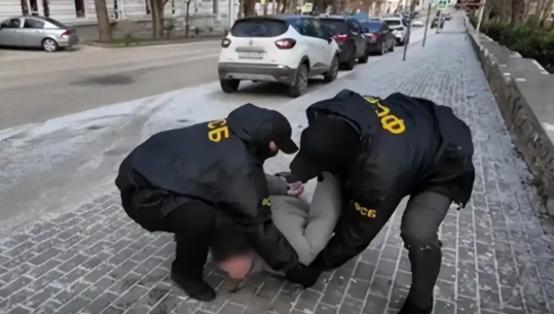 俄乌冲突拖了这么长时间，两边的暗中较量一直没断过，最近克里米亚那边就曝出了一起差