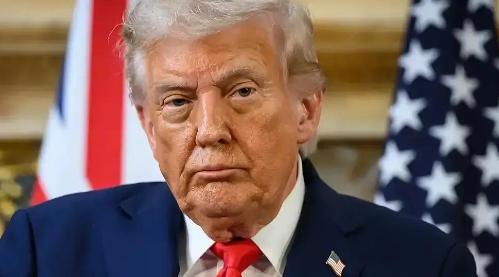 美国有两点是值得支持的！
 
第一，伊朗绝对不能手握核武器，这件事的风险从来不只