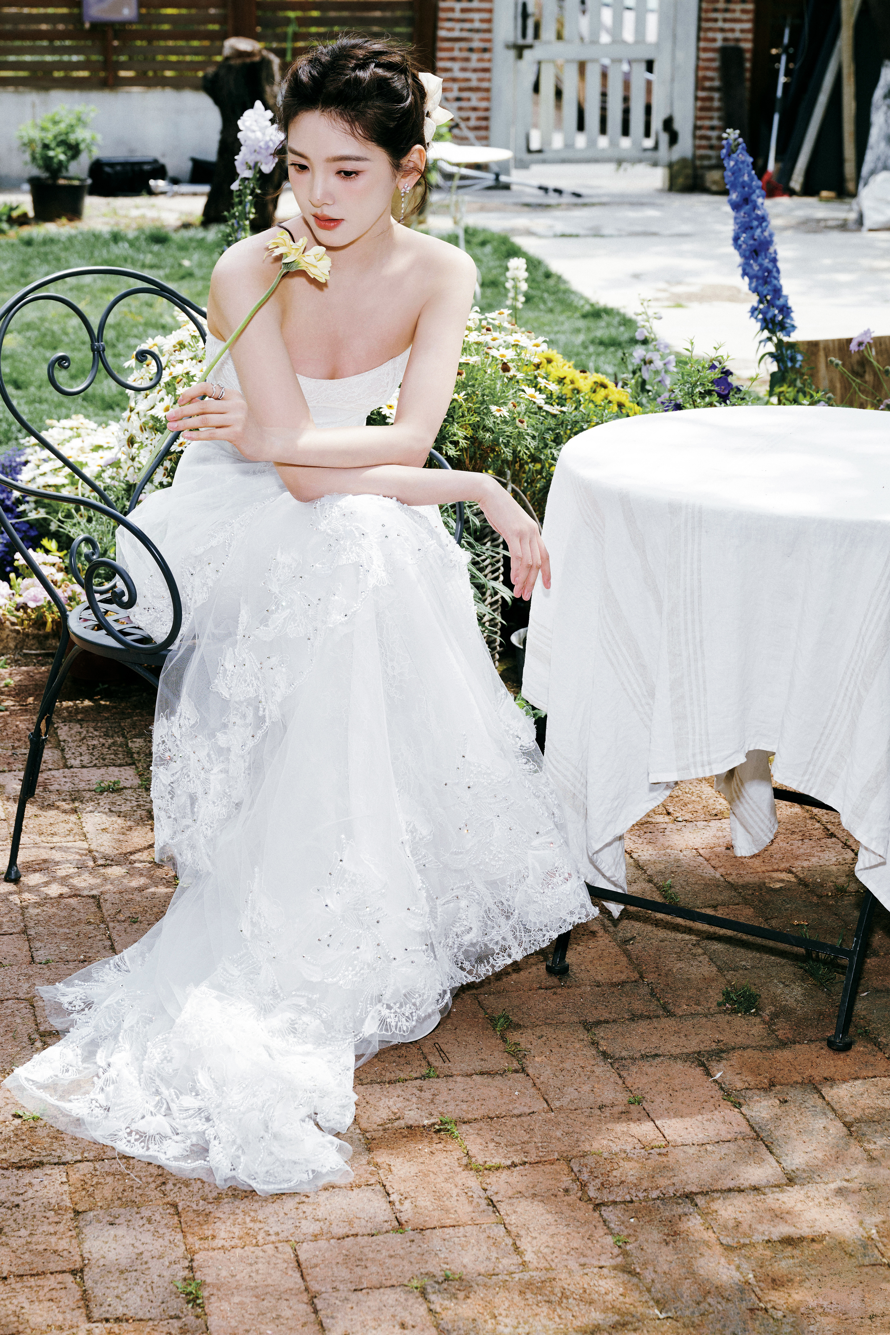 章若楠高马尾学姐  在复制粘贴的时代，你是手写的诗