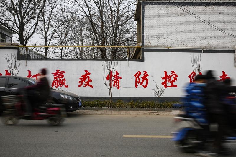 最近千元羽绒服退货被调包的事儿挺火。像河北石家庄那女子，买千元羽绒服后退货，买便