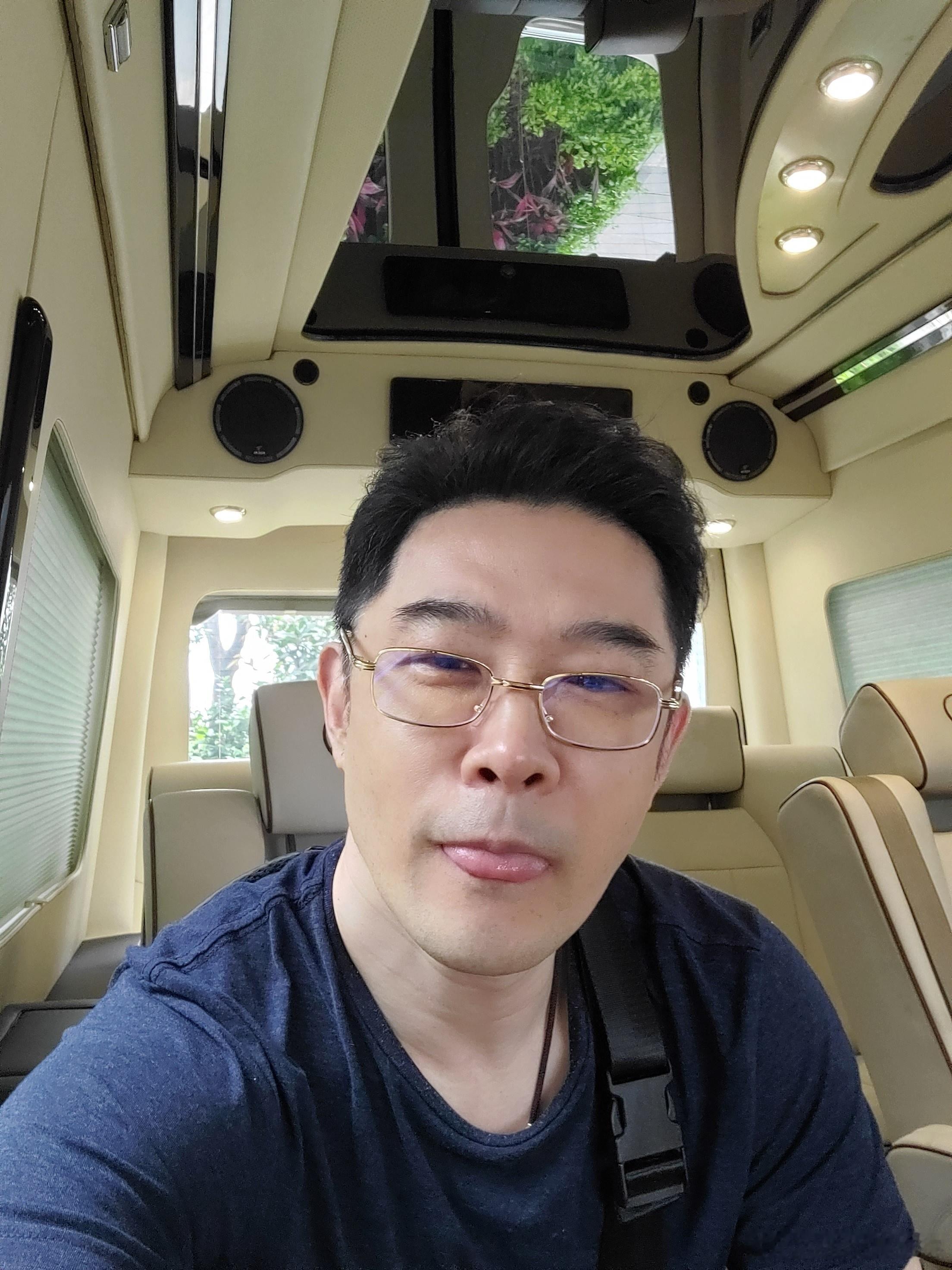 好恶心腻歪的老给给👋🏻 