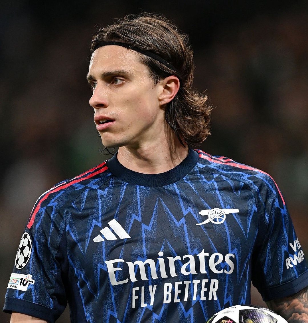 拉菲奥里谈到外界对阿森纳的批评：“我不会想太多。我只知道他们喜欢谈论我们。显然，