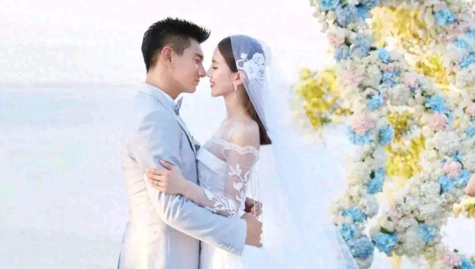 5月21日，“曝刘诗诗吴奇隆离婚”登上热搜。网络热议常聚焦社交互动、婚戒有无和工