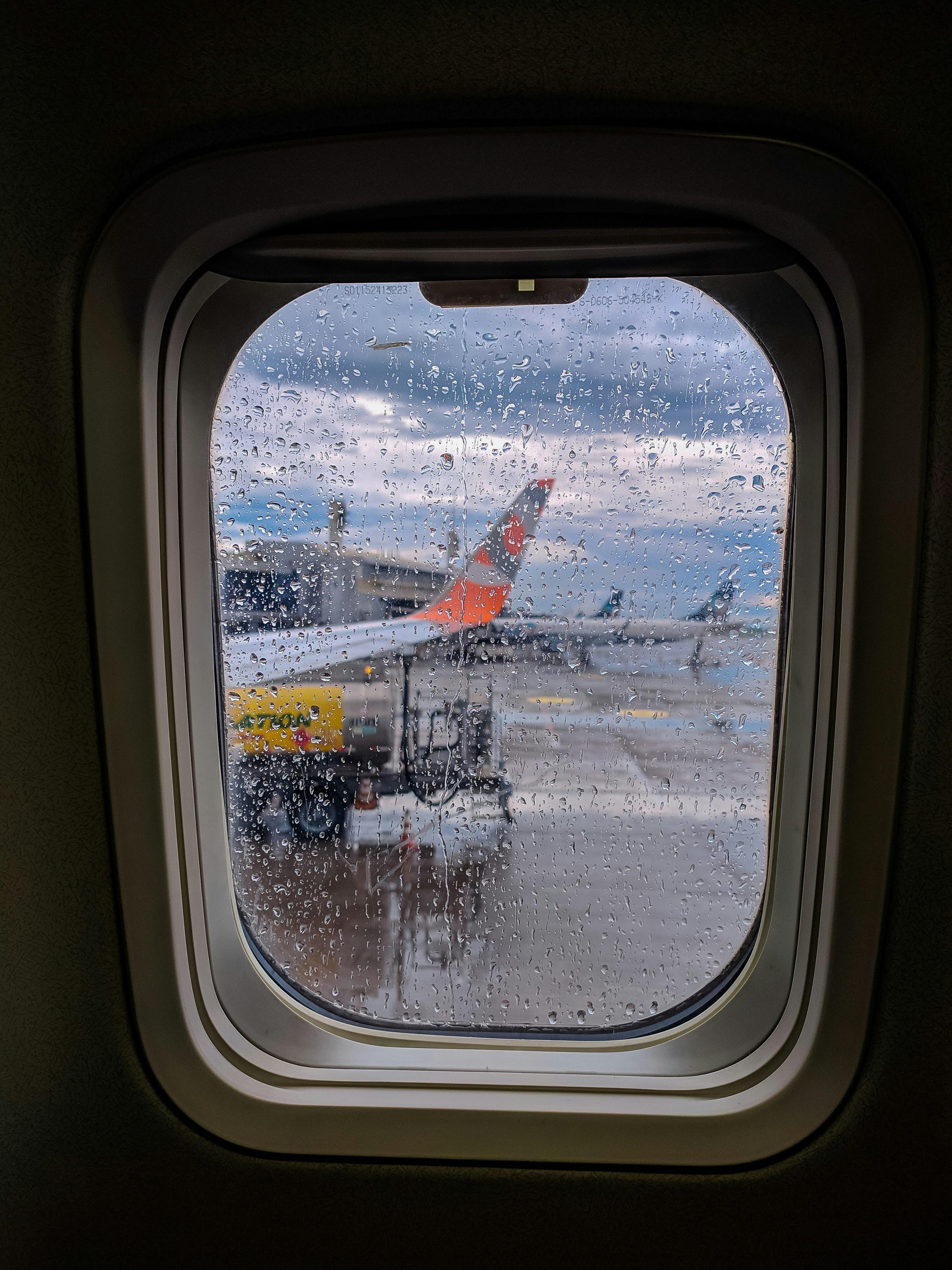 特朗普政府正式撤回一项提案，这项提案准备要求航空公司在因自身原因导致航班严重延误