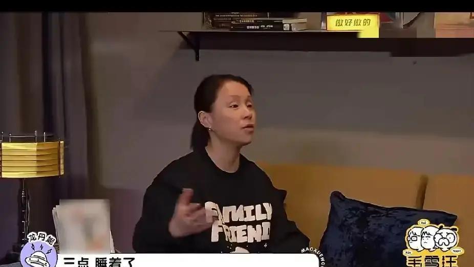 综艺人的一周，不是7天，是60小时。
超70%的同行在夜里睁着眼。
你的疲惫不是