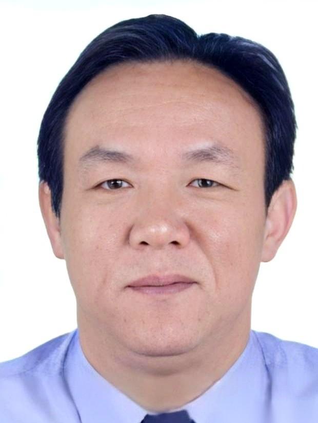 法槌落下，死刑。武汉“土皇帝”黄大发，30年盘踞，到头了。
可二十多年前，他不是