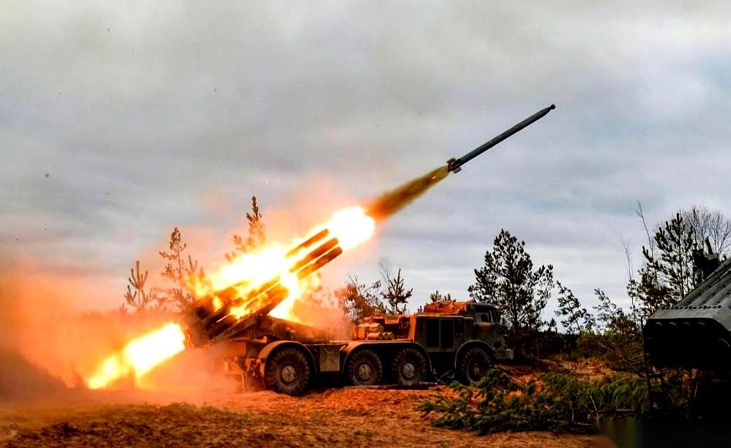 乌军困境重重，败绩连连，乌克兰未来何去何从？
泽连斯基究竟还能撑多久？
俄乌冲突