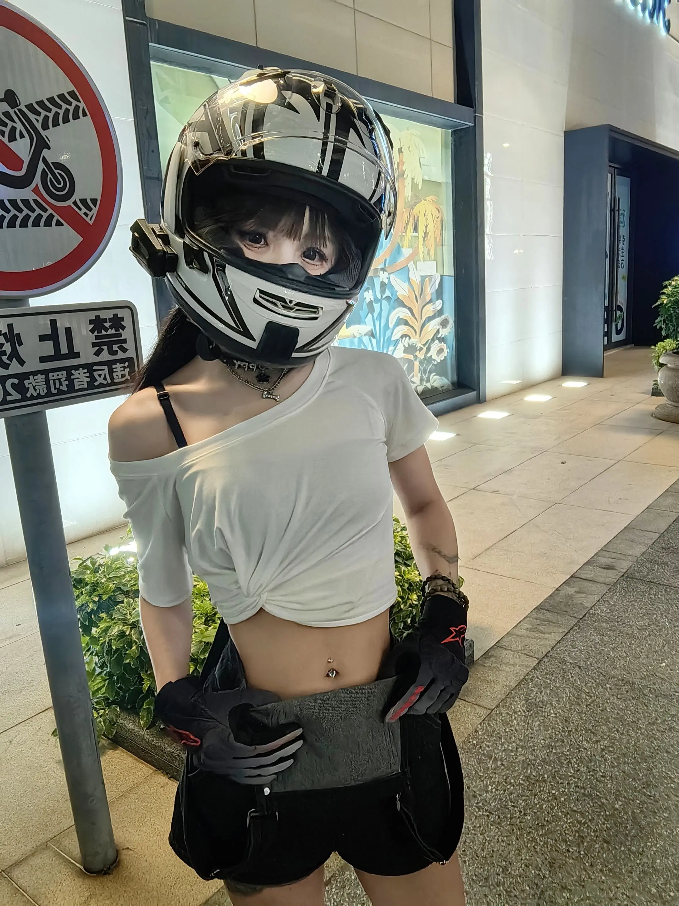 人不能太清醒 不然看什么都差点意思