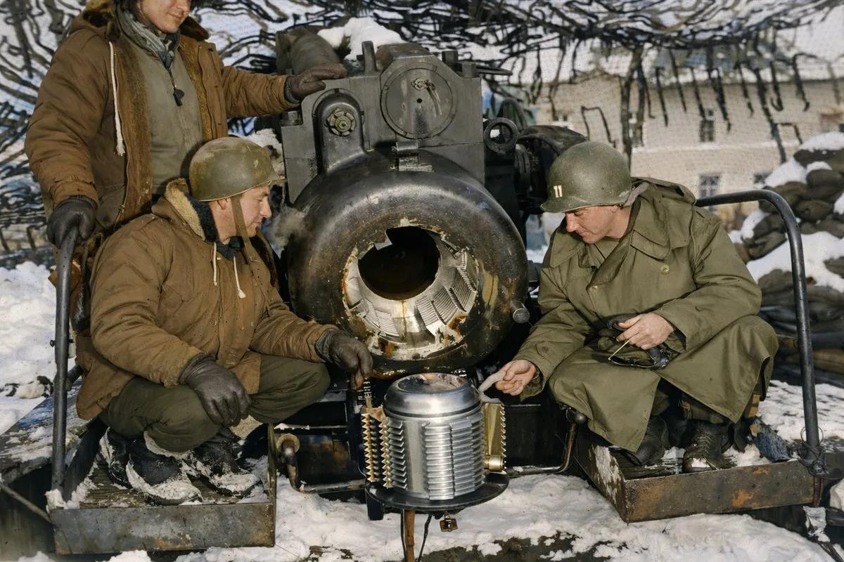 240mm 口径？确实是重炮——1945 年 1 月 10 日，德国，阿尔斯多夫