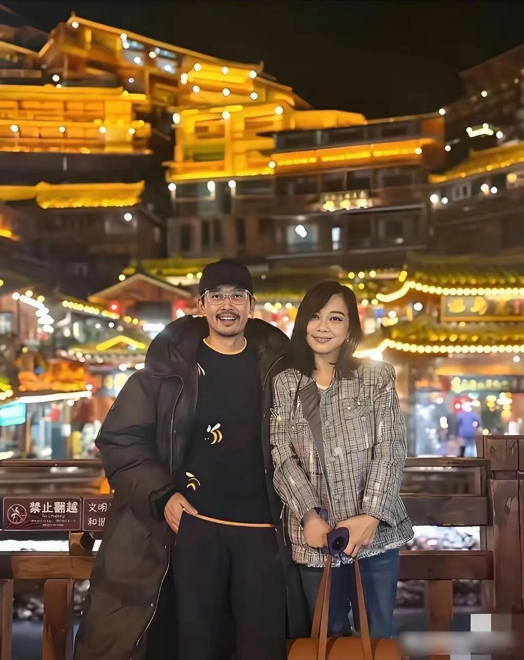 原来他们俩是夫妻，我又孤陋寡闻了 