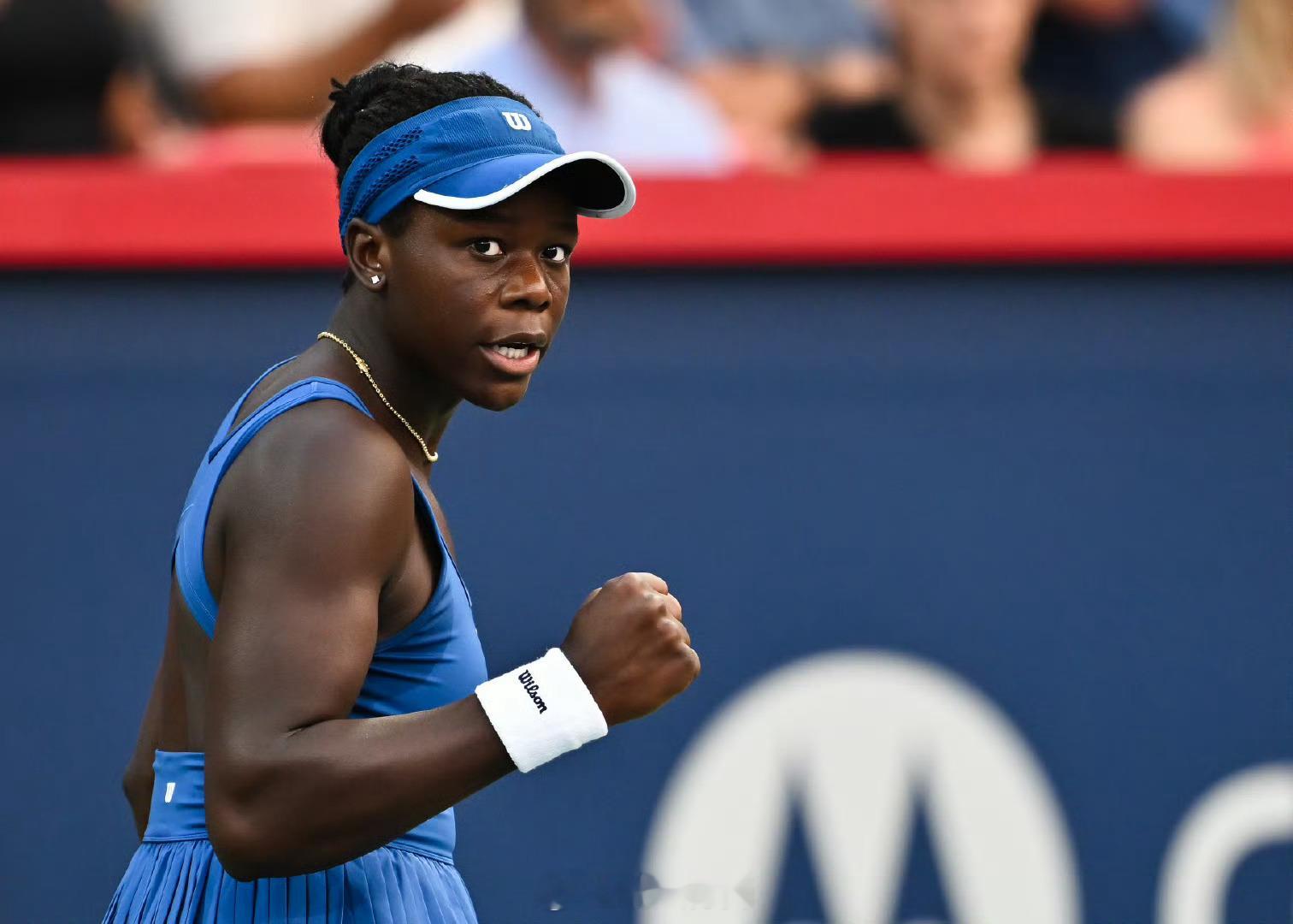 高芙无缘蒙特利尔赛八强蒙特利尔WTA1000第四轮头号种子高芙🇺🇸以1-6/
