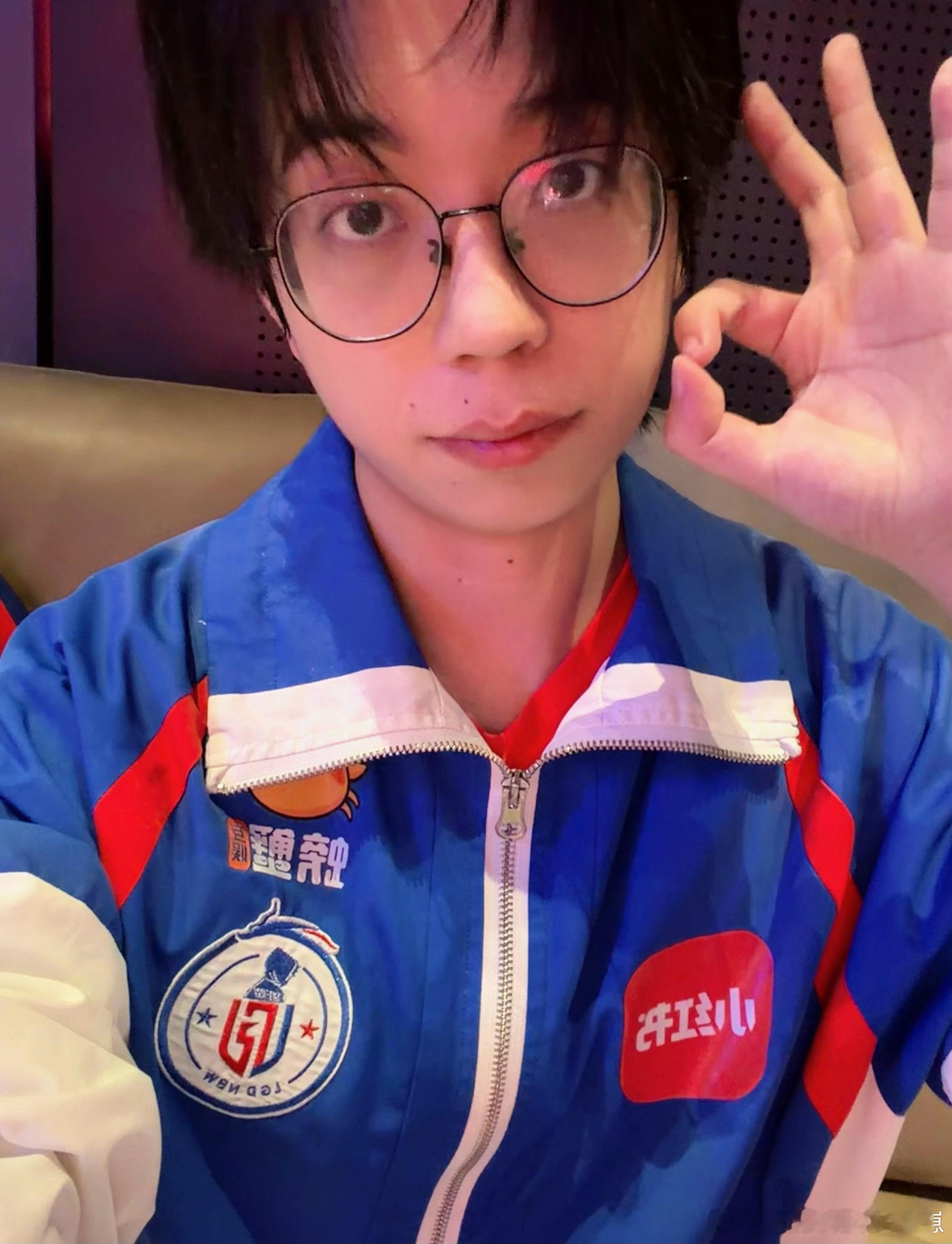 LGDNBW战胜Hero小崽XZX 加油