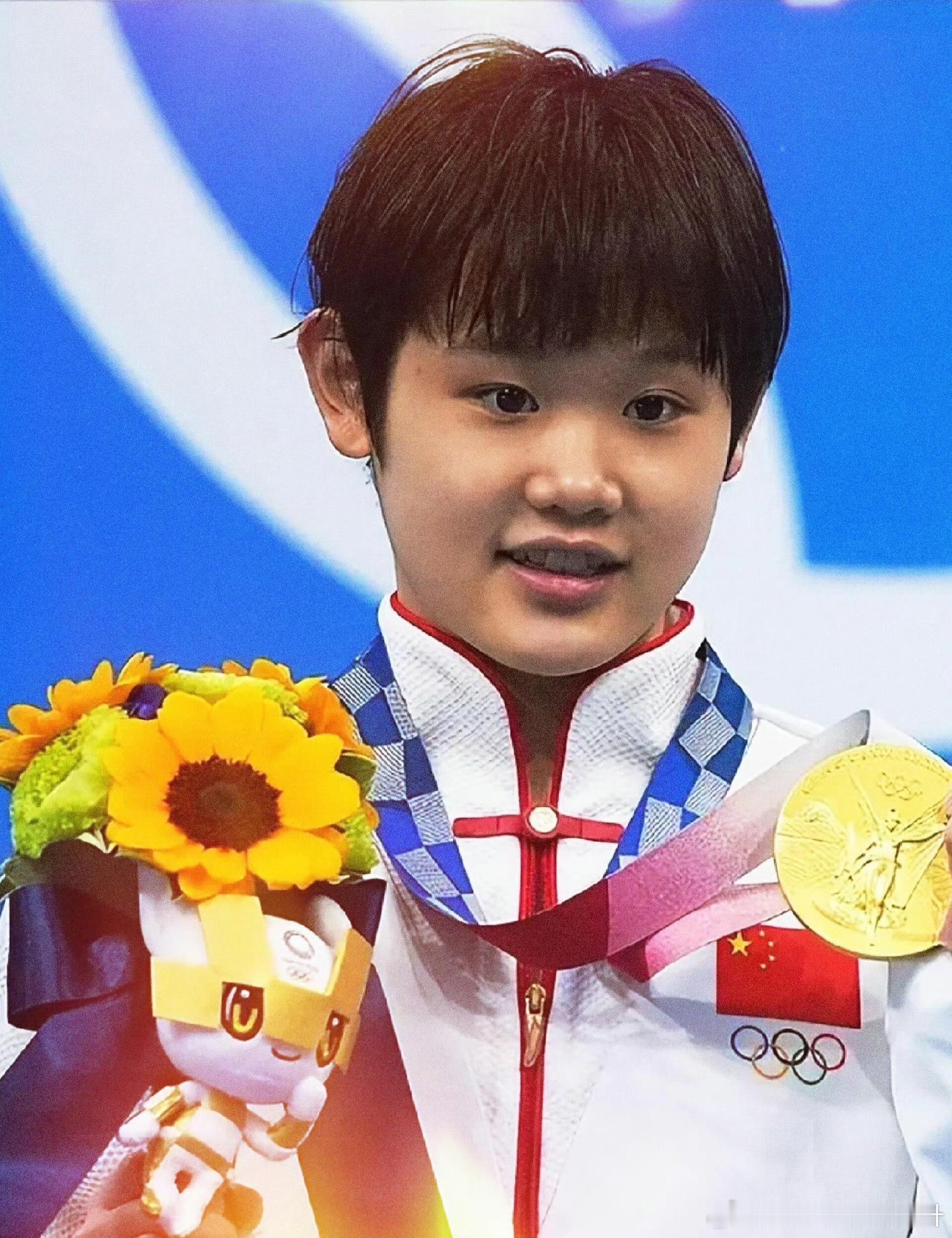 退役了可以试试解说比赛可爱的家齐 