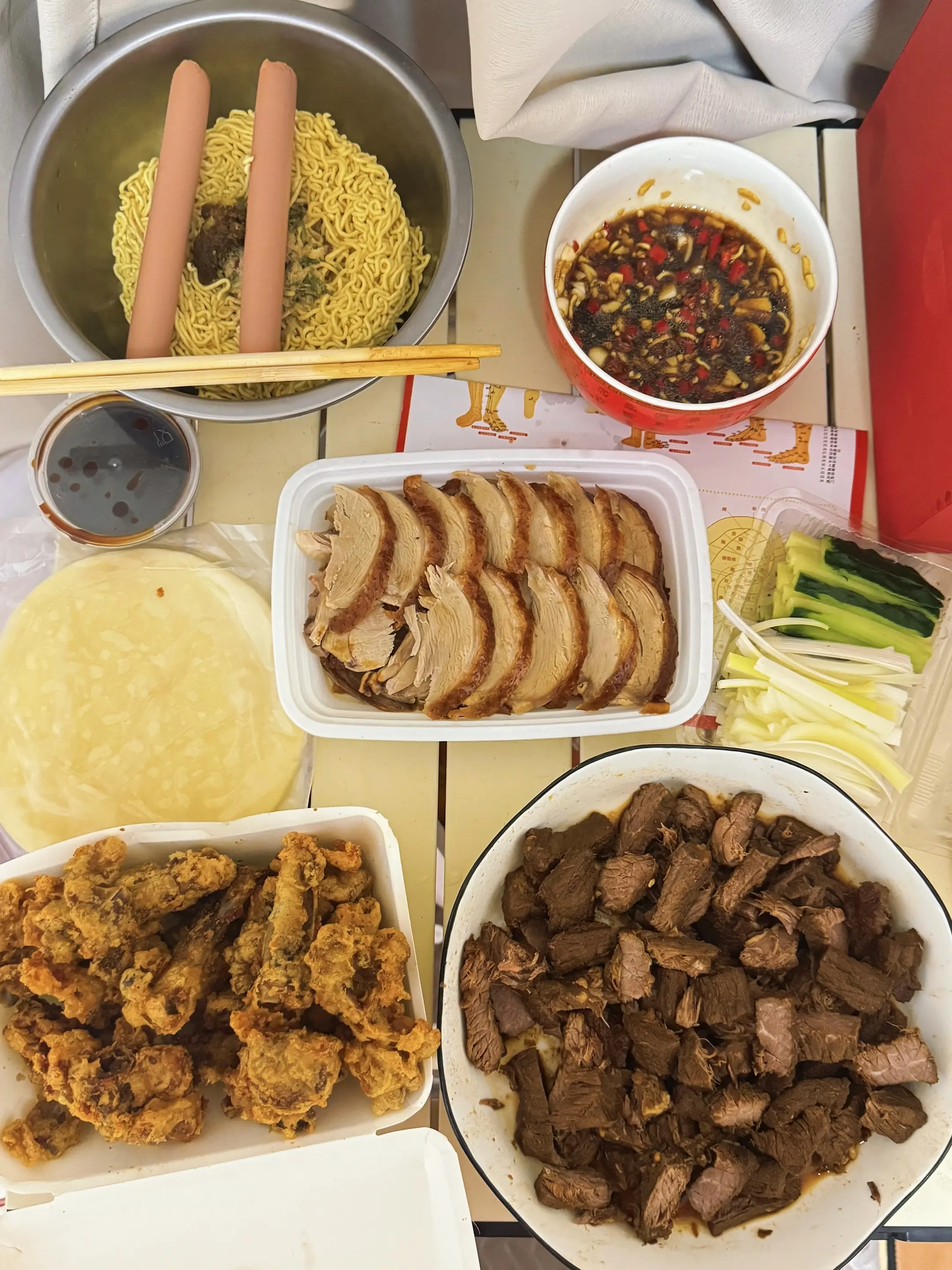 我真要碎了，这大半夜的😭