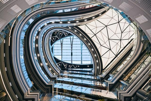 水桶型入门全画幅微单 为什么选择尼康Z5II