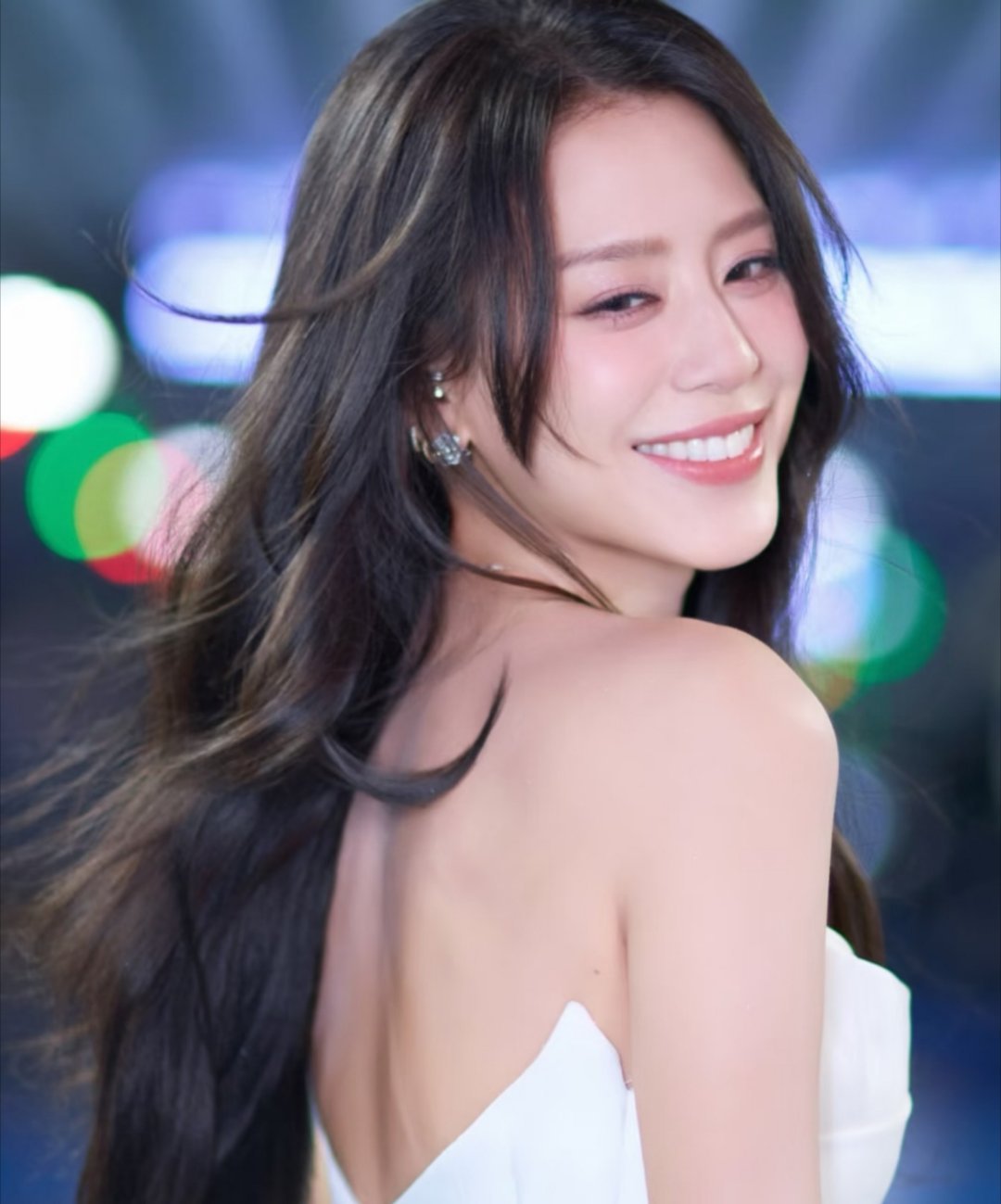 录节目还能吃遍长沙，这工作也太幸福了吧！臭豆腐、口味虾、糖油粑粑……一边排练一边