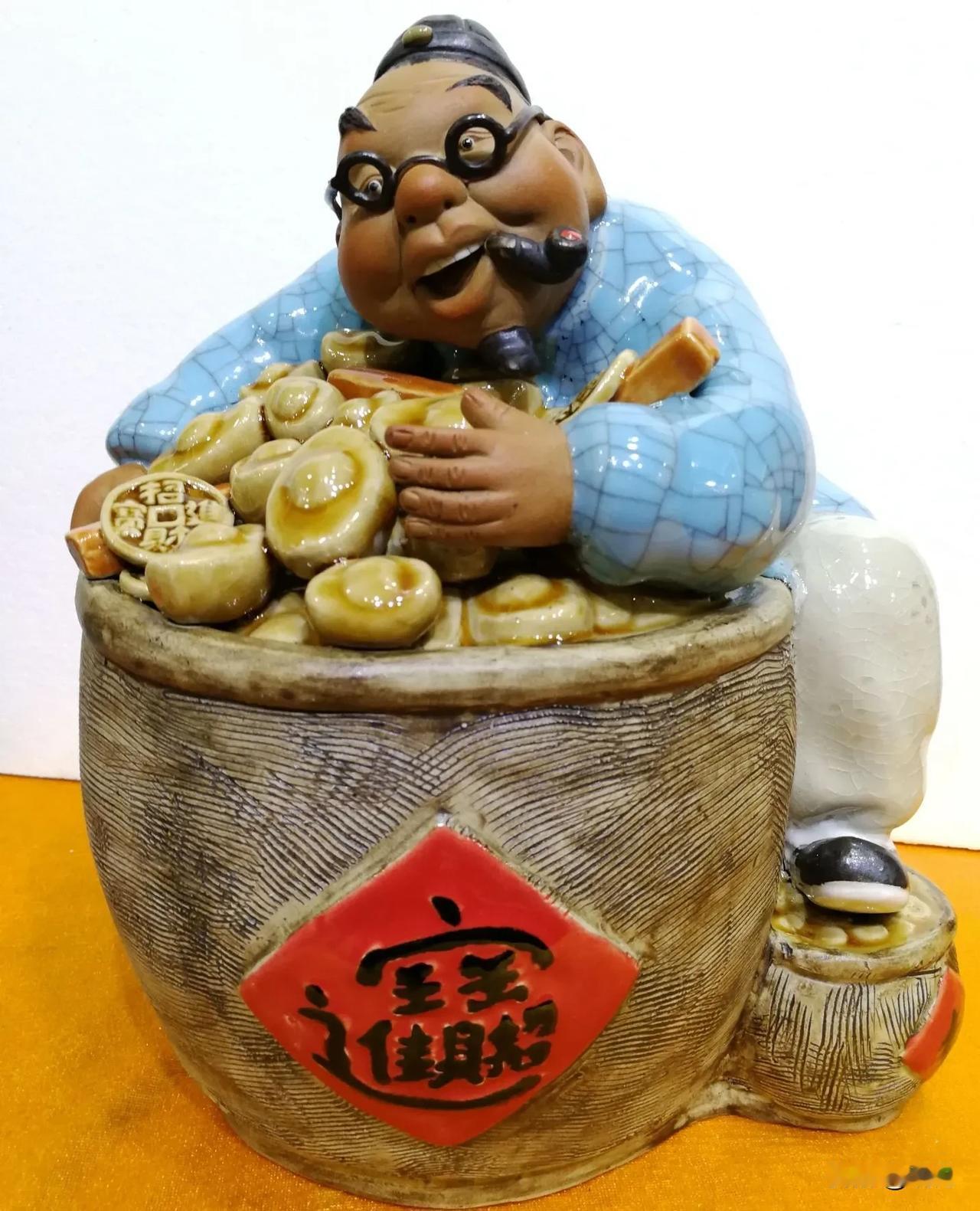 我的父亲真的可以用守财奴来形容，从我记事起，我就觉得，他一直把钱看的很重，就连我