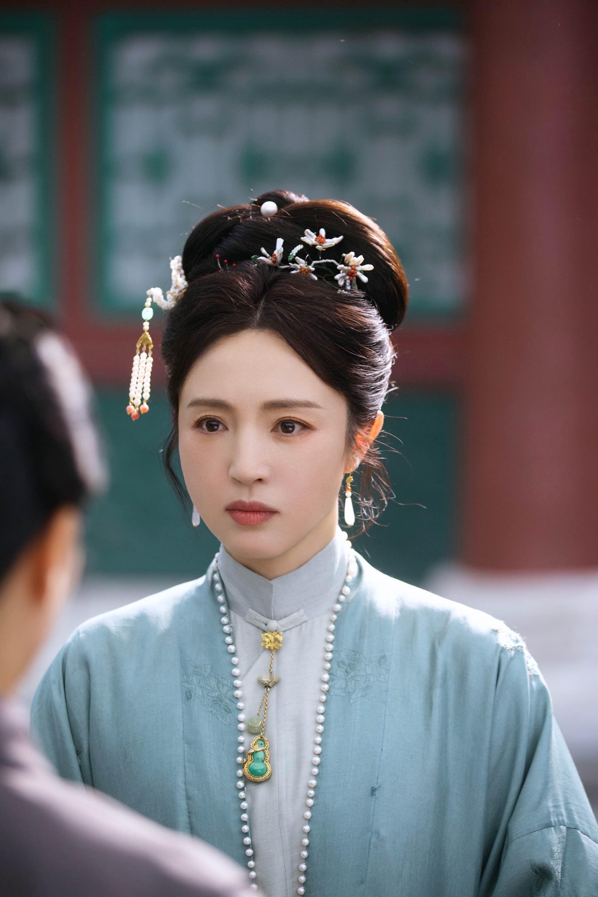 不知道 李秀娘的身材很曼妙 