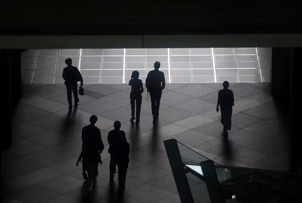 日本顶尖企业大幅提高薪酬，并着眼于即将到来的伊朗冲突包括丰田在内的日本主要公司周