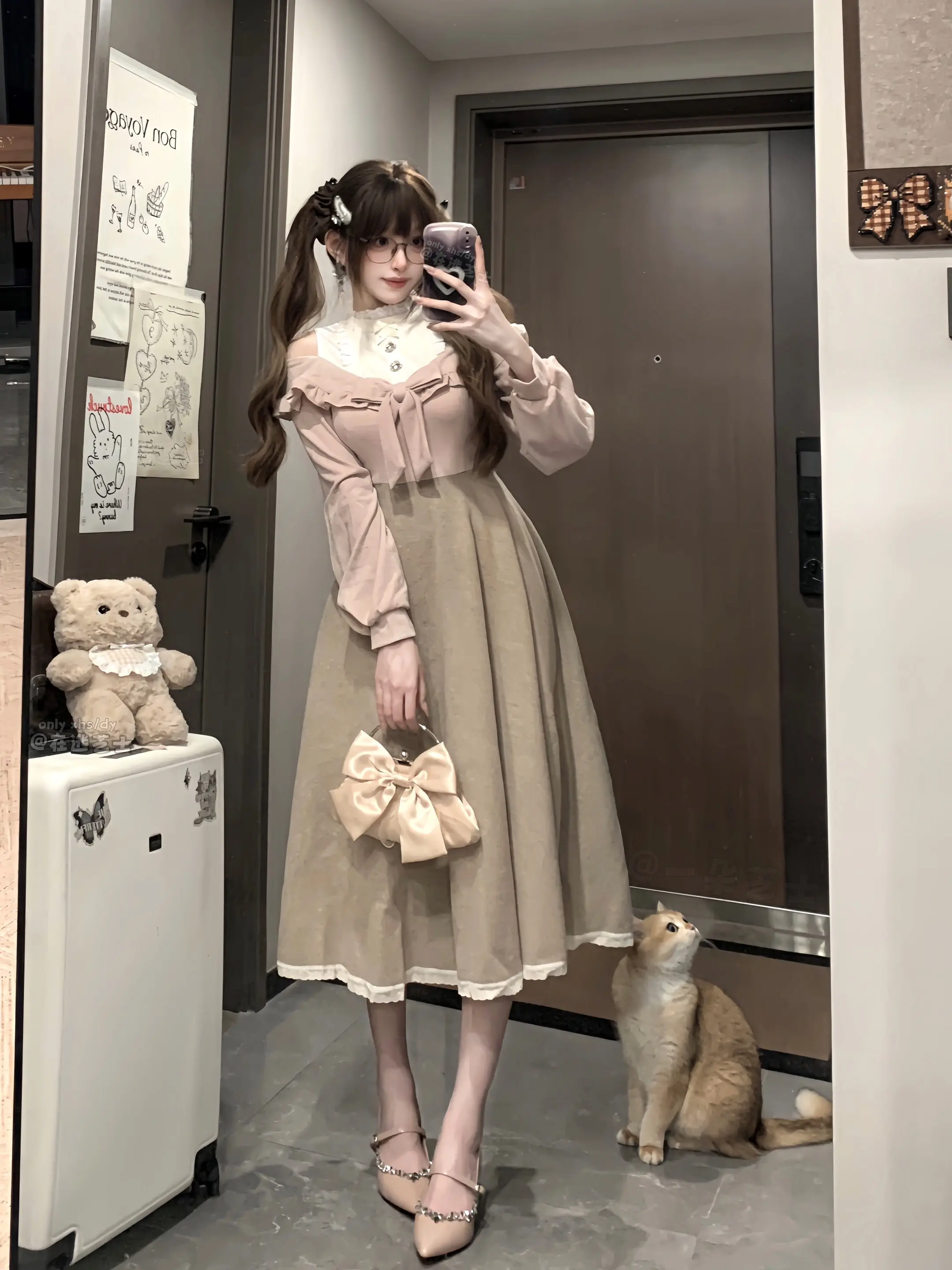 即使某天征服了全世界 我也只想亲亲你的脸