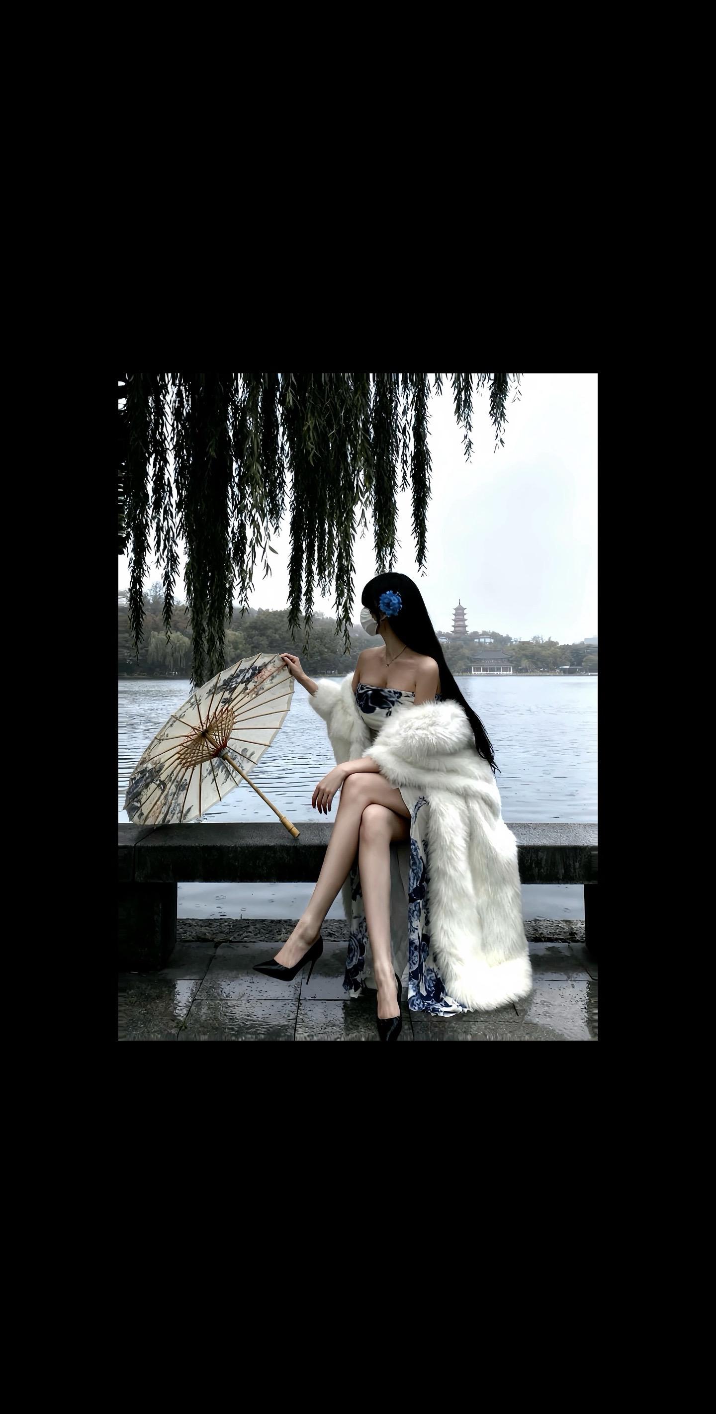 再听一遍青花瓷  敬我们初相识