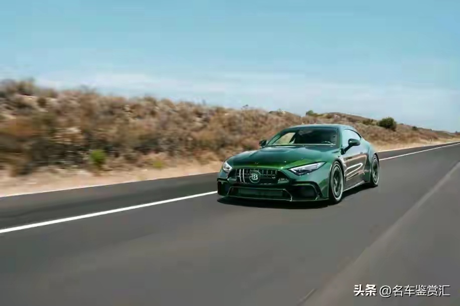 大v聊车 1. 140万美元在美国能买啥？- 兰博基尼 Revuelto：起价约