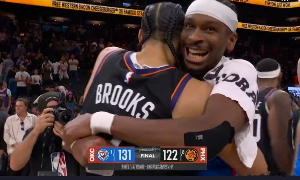 今天的球好无聊，CC杜伦菜得离谱，真该去开个打铁铺   雷霆横扫太阳，毫无悬念；