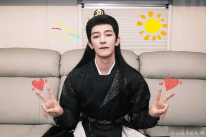 夏之光牛郎念刘娘绕口令夏之光七夕绕口令牛郎刘娘，刘娘牛郎，不行我的鼻子有点堵
