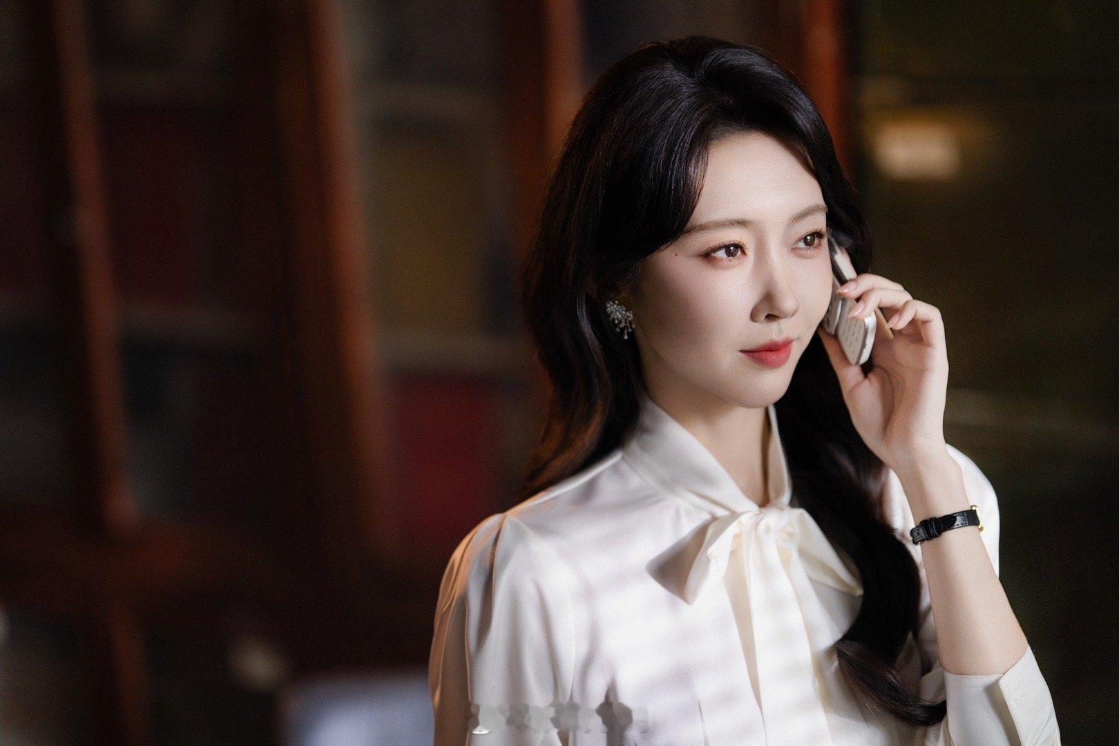 宣璐悬疑复仇女主上线 宣璐新剧太绝！苏然隐忍蛰伏十几年，归来化身记者复仇，剧情紧