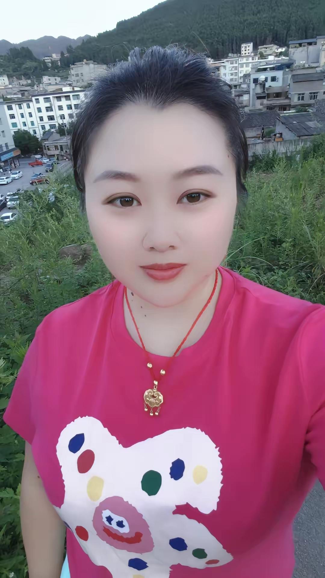 美丽的青春年华总是看不够
