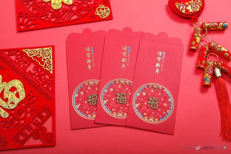 我认为不应该

压岁钱本就是长辈给孩子的专属心意和祝福，不是家长的“额外收入”。
