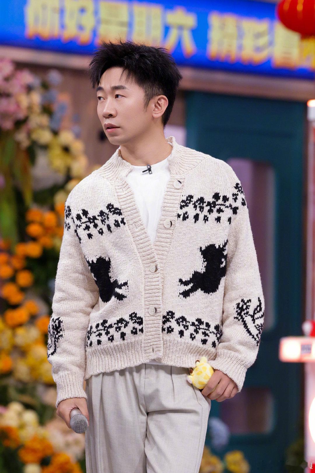 杨迪杨迪李飞这个梗是过不去了你好星期六小丁的羞耻DNA动了！丁程鑫杨迪默契问答锁