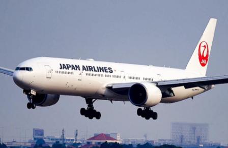 白嫖几十年，小日子真的没辙了！
 
长期以来，日本飞往欧洲的航班高度依赖中国领空