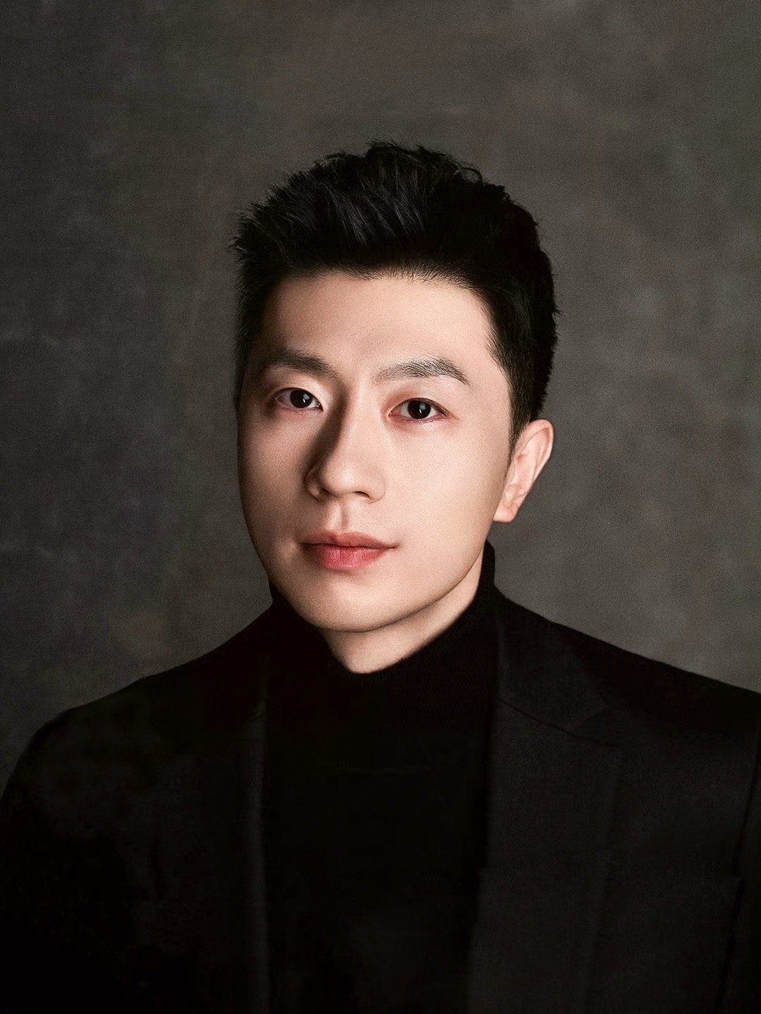 马龙，早安马龙，你的美丽人生才刚刚开始，2025继续你的美丽人生我们一起成长