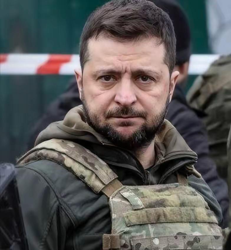 明眼人可以看出，入侵小乌三年多，普京心中的那点小算盘其实不难猜，恢复俄白乌三位一