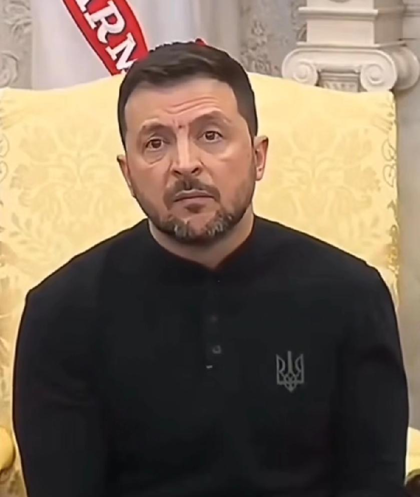 泽连斯基萌生退意，
表示选举可能在未来60至90天内举行。
正是是非成败转头空，