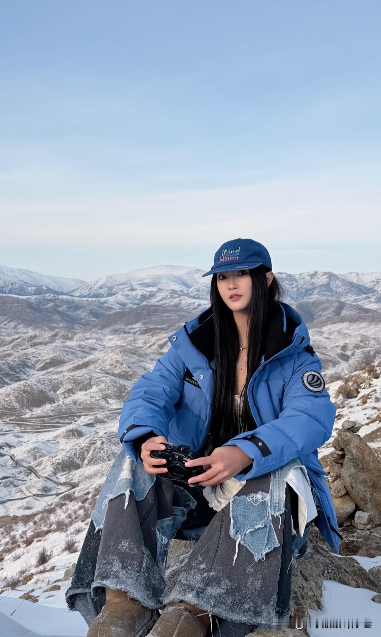 羽绒服运动版实穿主义羽绒服 潮酷穿搭羽绒服 加绒款羽绒服 时尚渐变羽绒服 实穿主