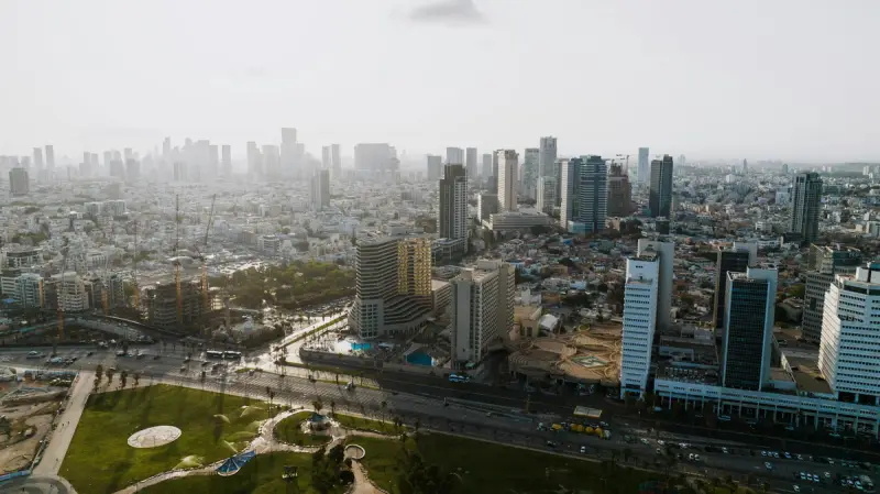 中东局势美伊以冲突 战争尚未开始：伊斯兰革命卫队发布"命令"要求撤离特拉维夫在米