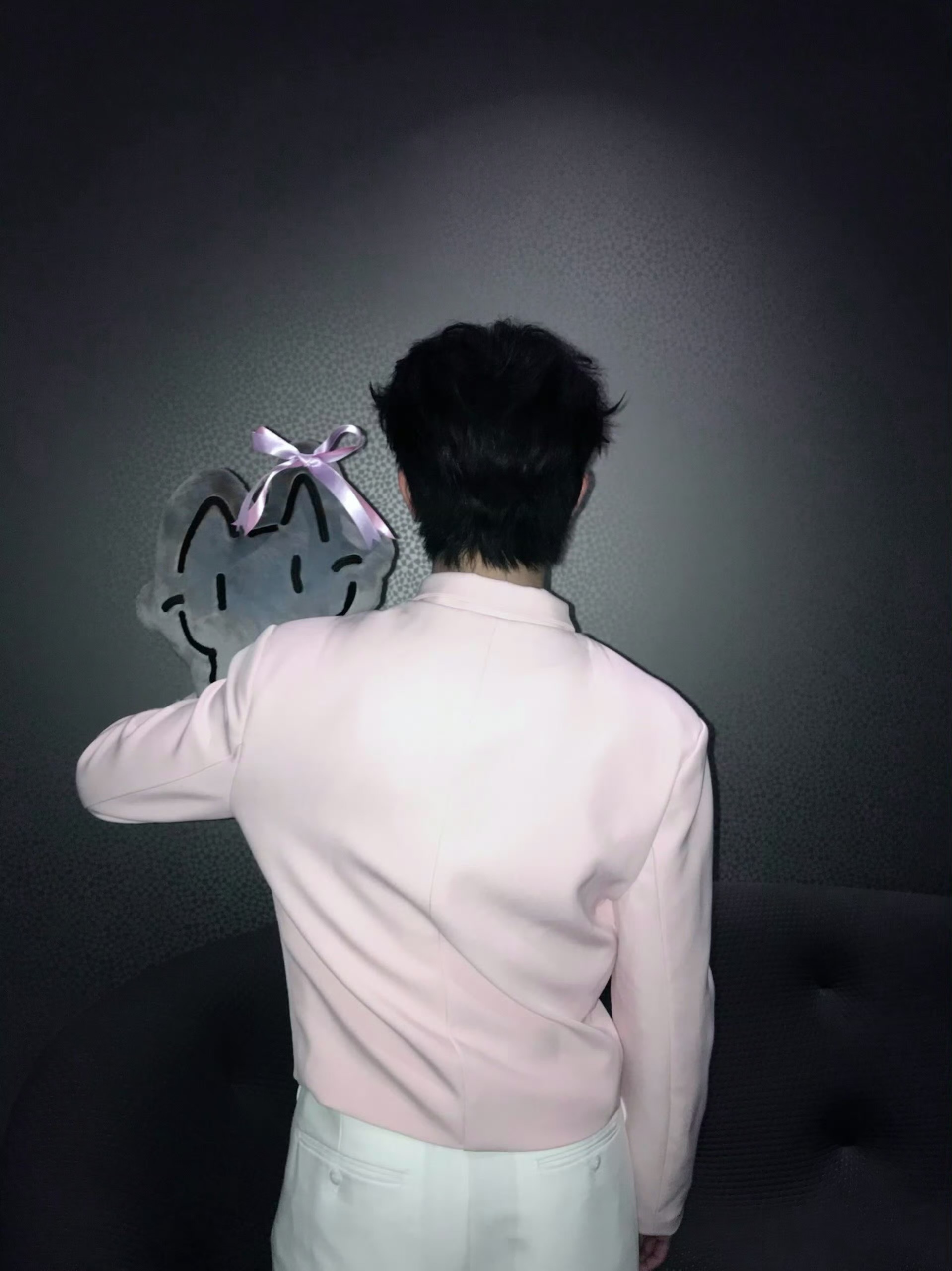 穆祉丞好看扣1不好看也扣1穆祉丞说面团最好看 好看扣1不好看也扣1 